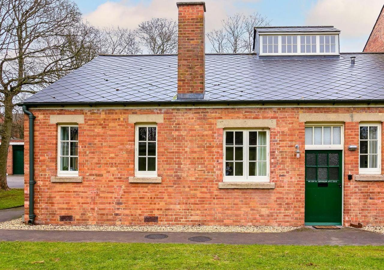 Bowen-Buscarlet Apartamento Bicester Exterior foto